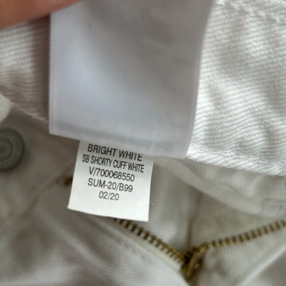 old navy white shorts - Picture 3 of 4